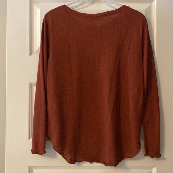 Republic size medium long sleeve shirt - Picture 4 of 4